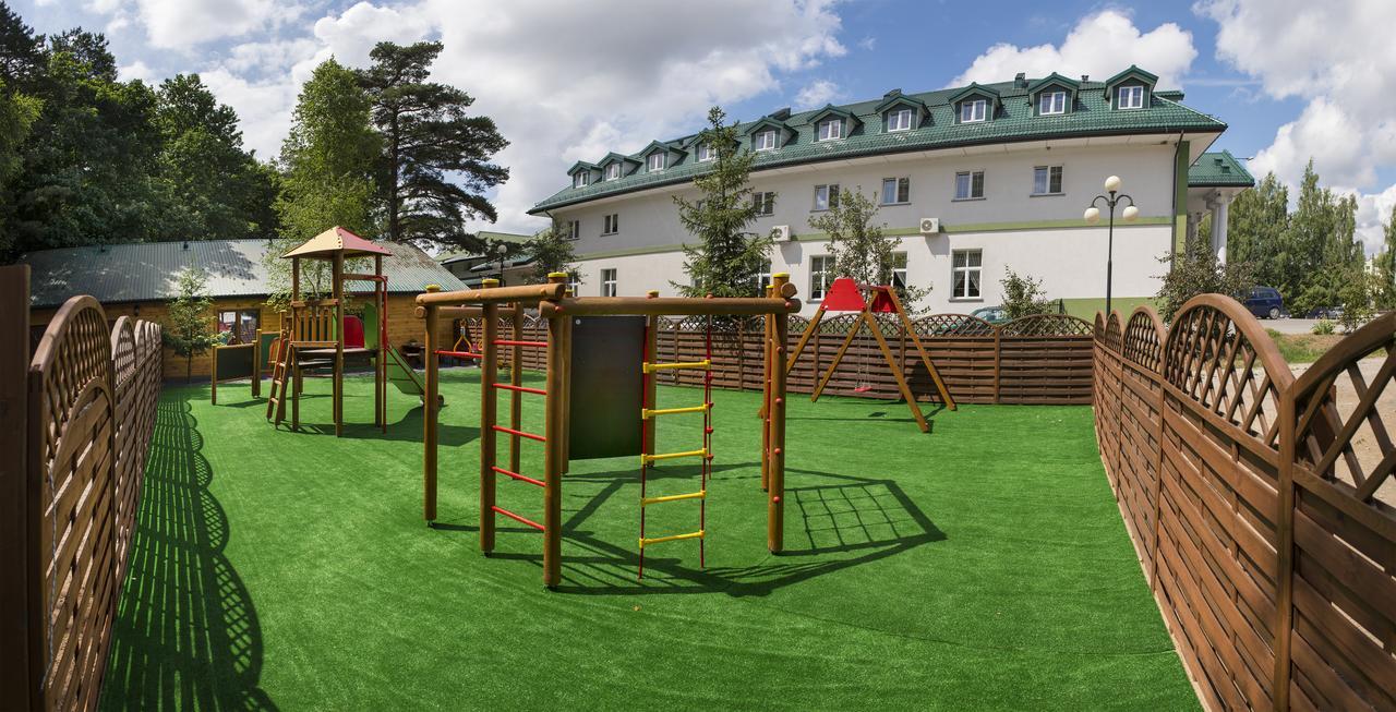 Hotel Dwór Czarneckiego Porosły Exterior foto